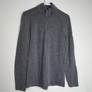 Icebreaker 260 Tech Half-Zip Base Layer in a heathered grey color. Size Small